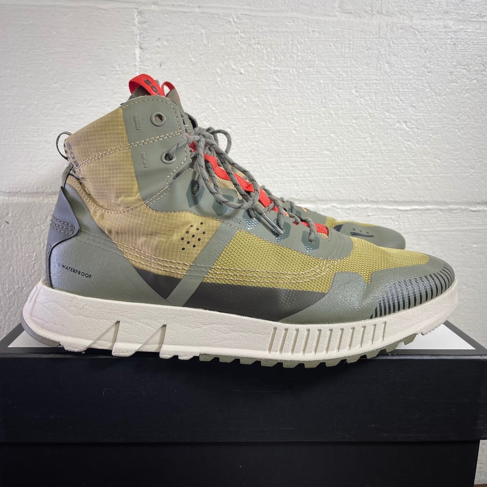 Sorel Kinetic Rush Mid Waterproof Boots Sage Dark Moss NM4788-235 Men's 13 US